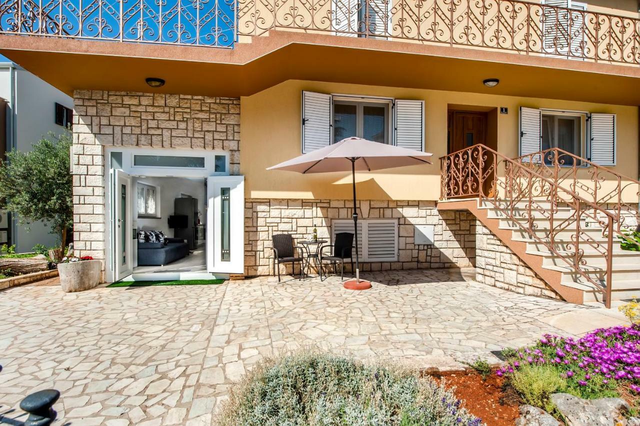רוביני Apartment Anastasia מראה חיצוני תמונה