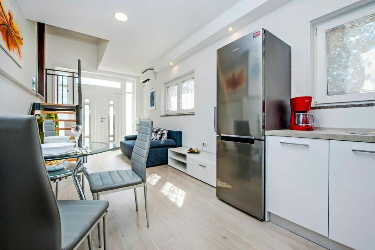 רוביני Apartment Anastasia מראה חיצוני תמונה