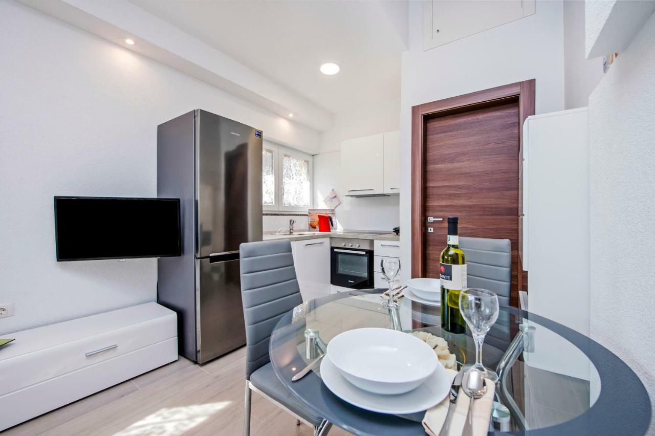 רוביני Apartment Anastasia מראה חיצוני תמונה